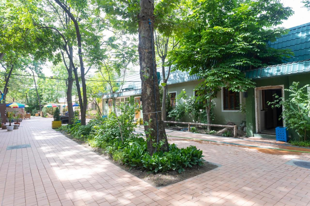 Albergue Koisha Bishkek Exterior foto