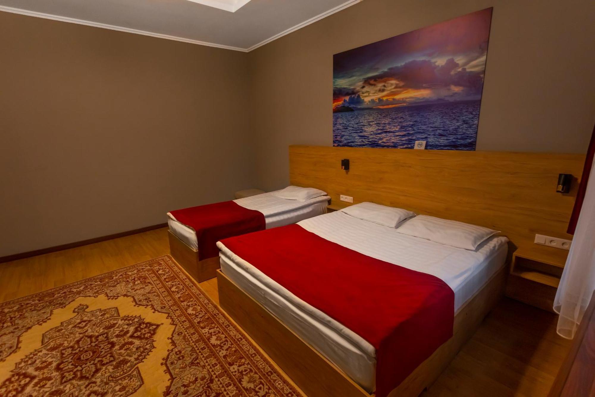 Albergue Koisha Bishkek Exterior foto