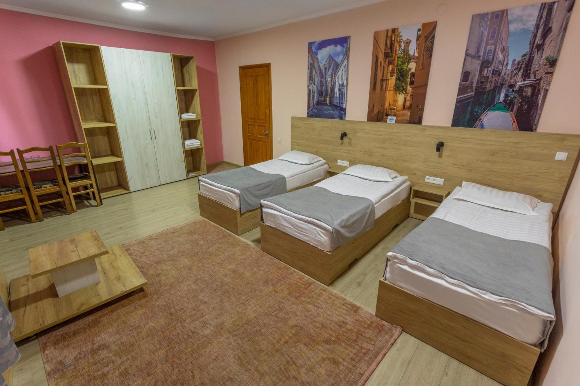 Albergue Koisha Bishkek Exterior foto